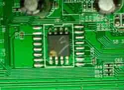 Circuito integrado memoria posição u8 na placa Memoria flash